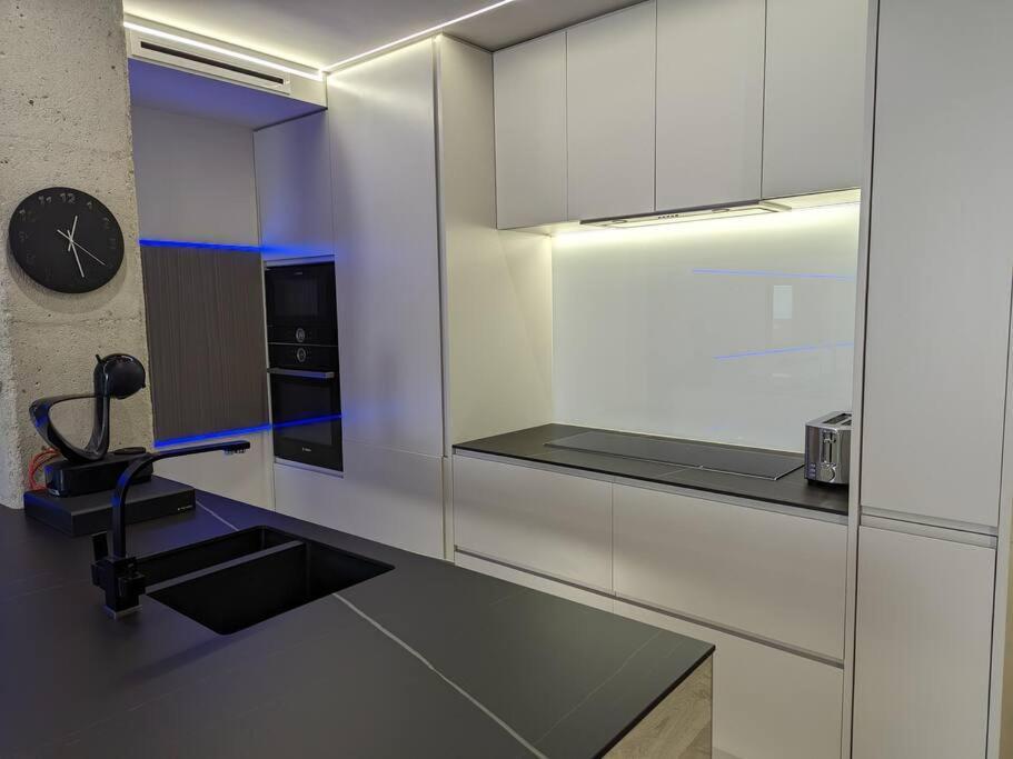 Murcia Luxury Plaza De Las Flores Apartment Ngoại thất bức ảnh